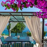 Medea Sea View By Guide