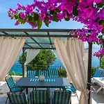 Villa Medea Sea View By Guide *