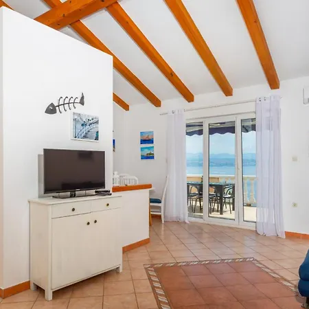 Medea Sea View By Guide